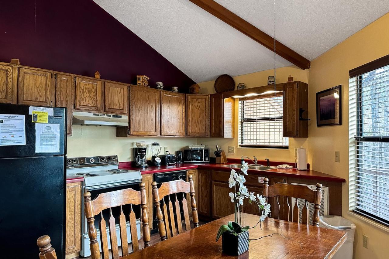 Smoky View Chalet Гетлинбург Екстериор снимка